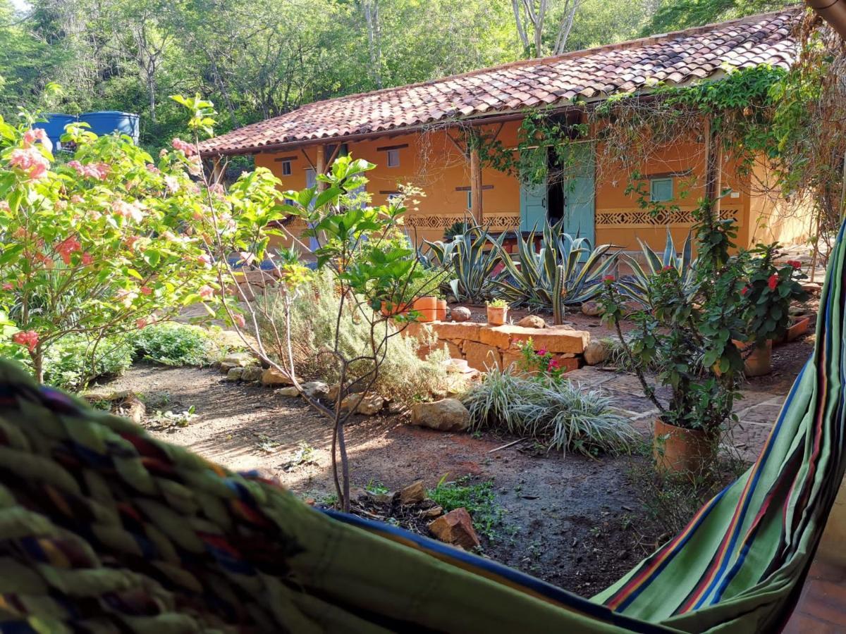 Nomad Hostal - บาริชารา ภายนอก รูปภาพ
