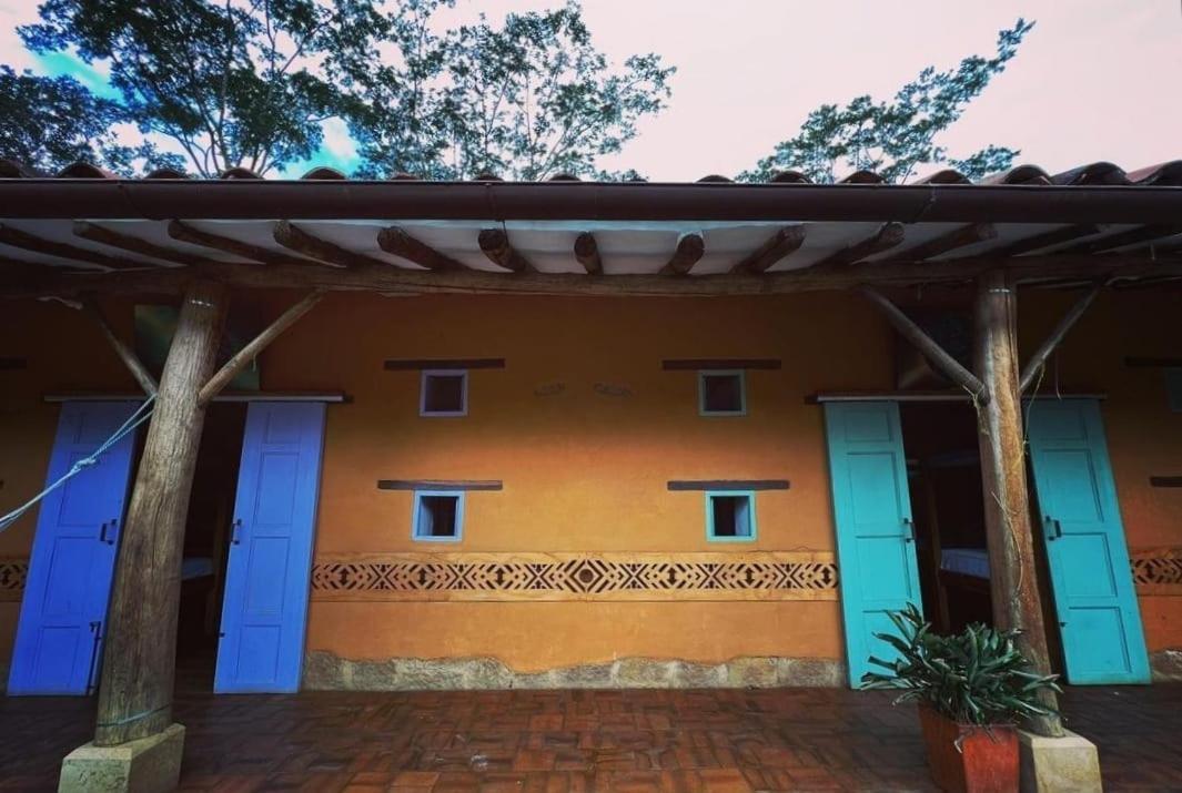 Nomad Hostal - บาริชารา ภายนอก รูปภาพ